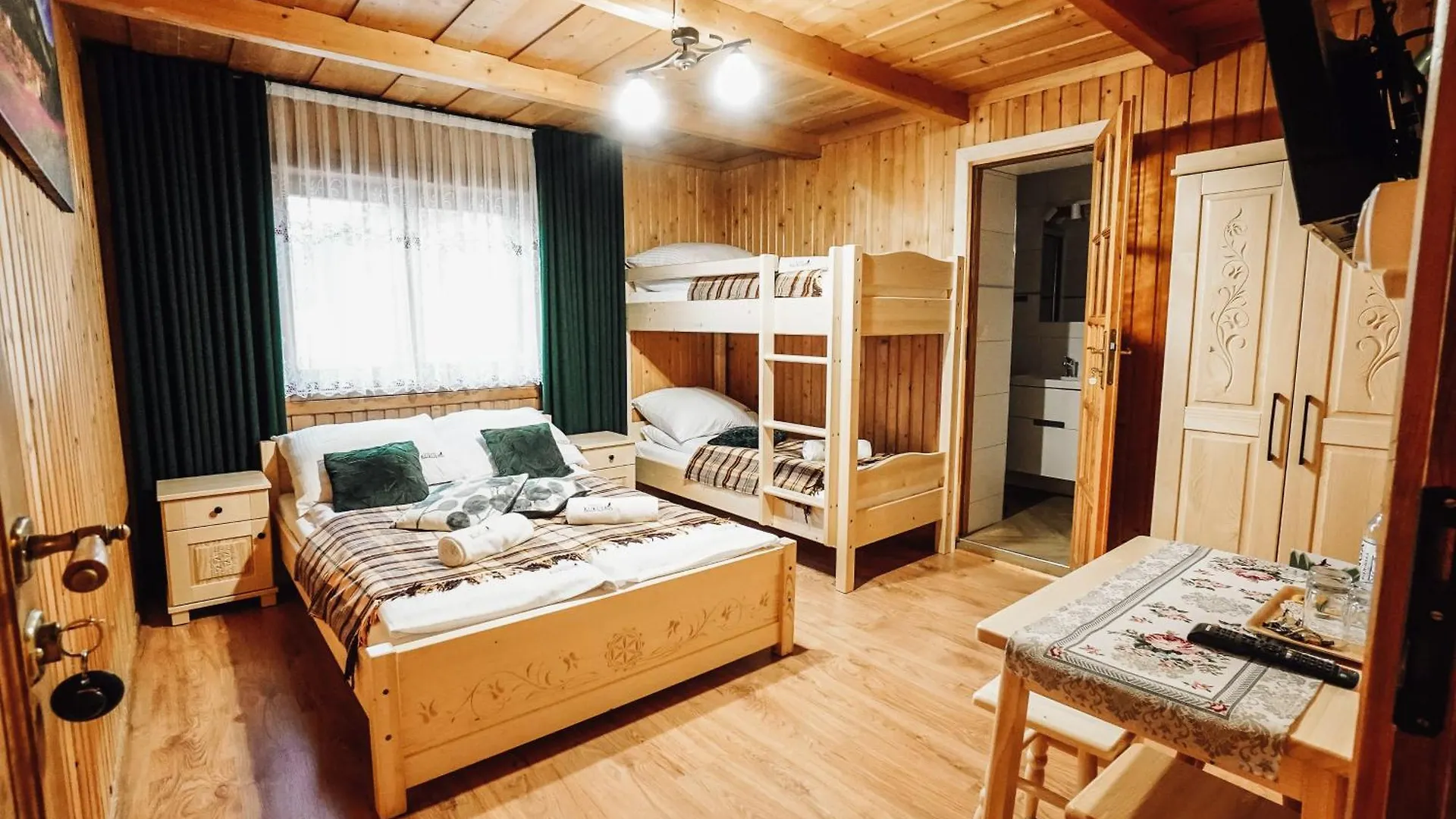 Frühstückspension Bed and Breakfast Gosciniec Kukulka Z Jacuzzi Zakopane