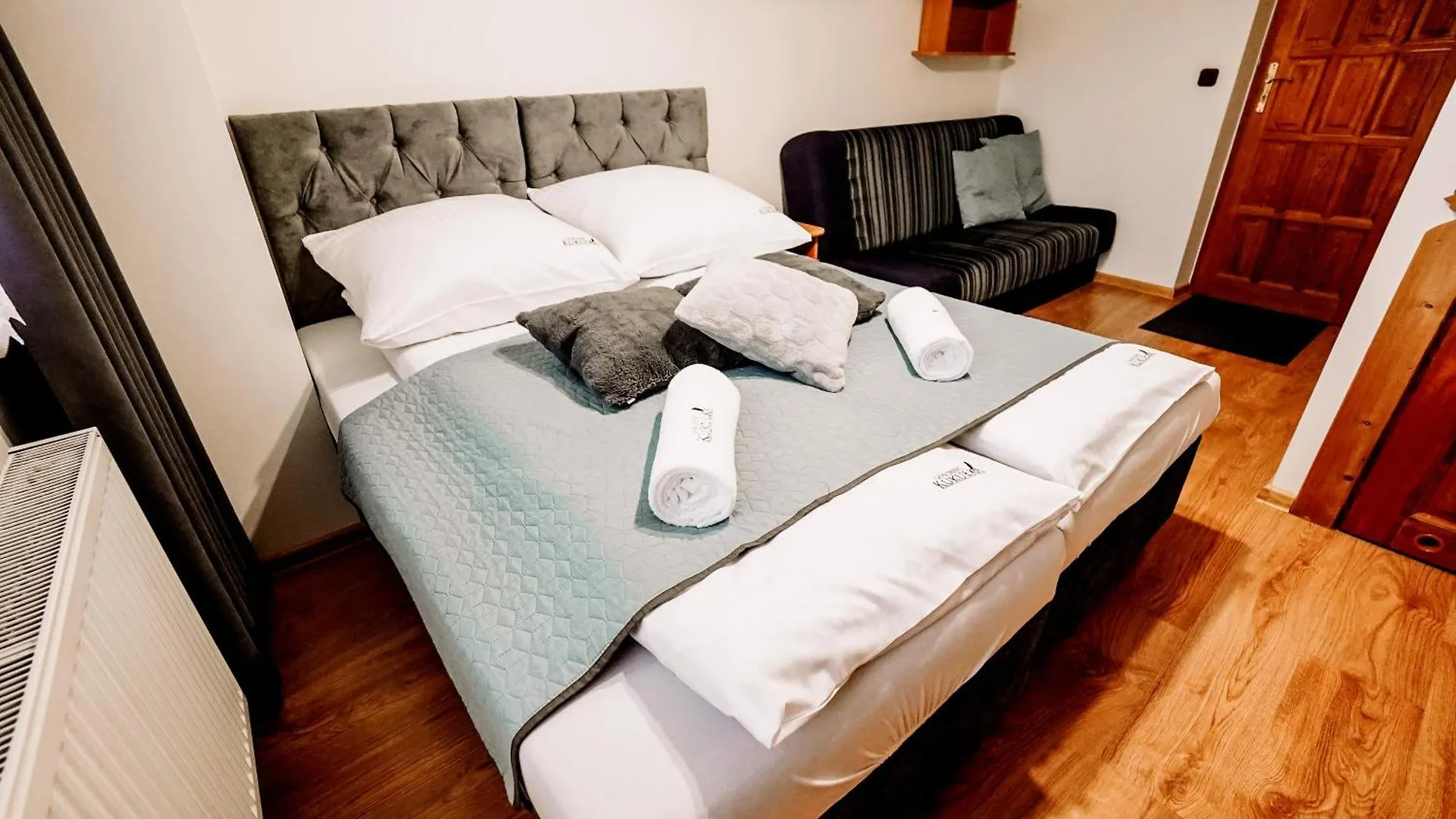 Frühstückspension Bed and Breakfast Gosciniec Kukulka Z Jacuzzi Zakopane